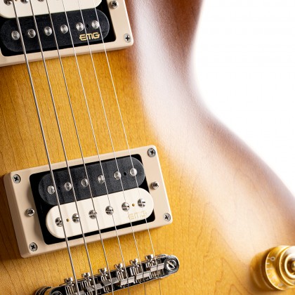 Semi Gloss Finish Aged Vintage Burst Texture