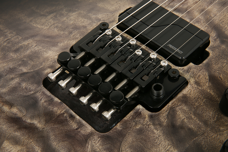 Fishman Fluence Modern 험버커 픽업 세트 탑재